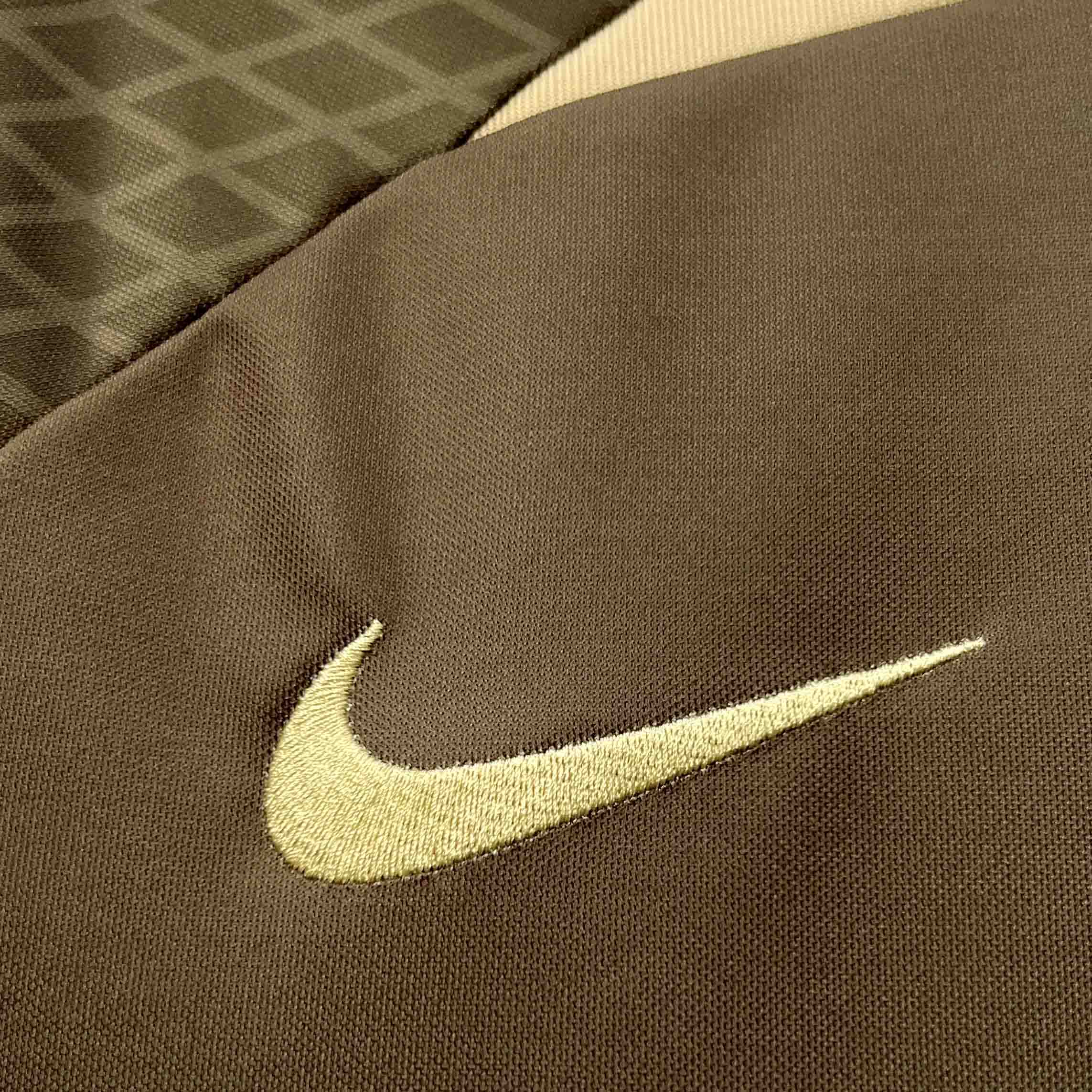 Camisa Corinthians Treino 24/25 - Torcedor Masculina - Marrom