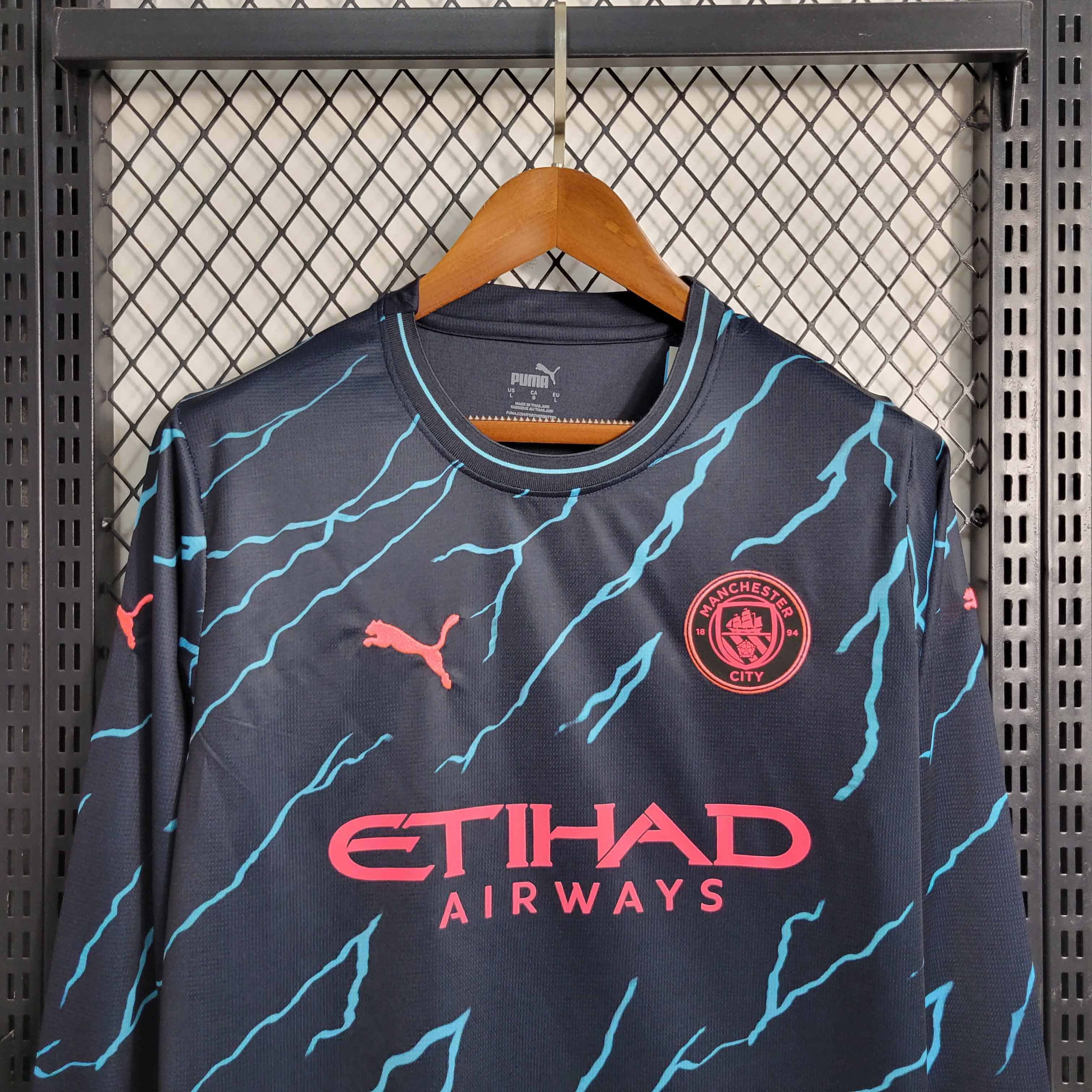 Camisa Manchester City III Manga Longa 23/24 - Versão Torcedor