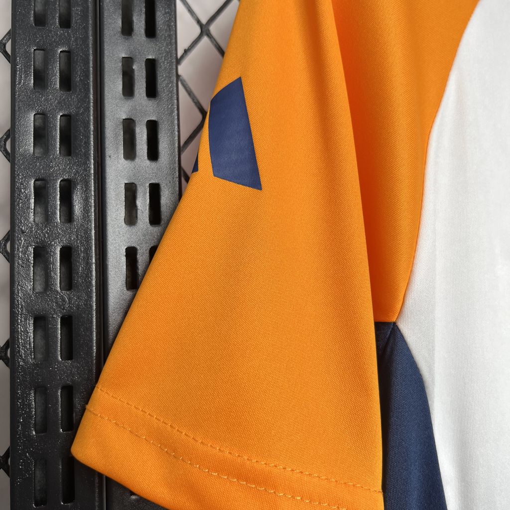 Camisa Real Madrid Treino 24/25 - Adidas Torcedor Masculina